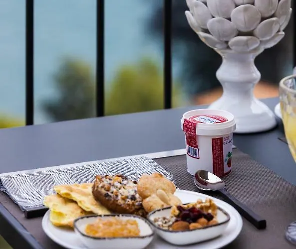 Mojana Bellagio - The D'angelo Family Collection